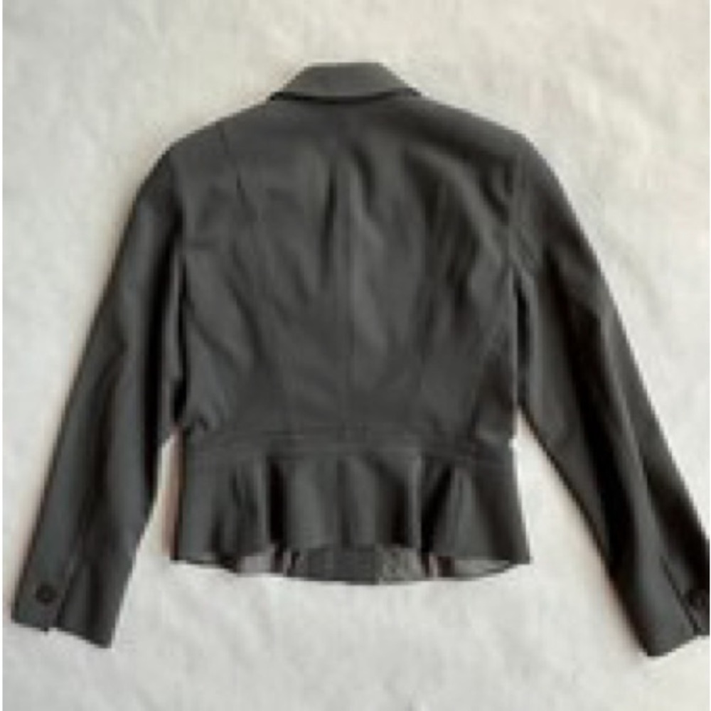 Vintage Giorgio Armani Le Collezioni for sculptural peplum wool suit. Size 8 - Picture 2 of 5